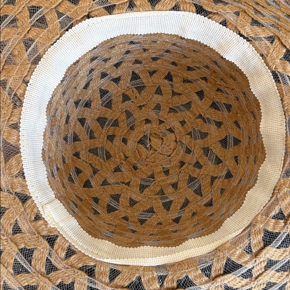Tan Sun Hat with  Flower - Picture 4 of 4